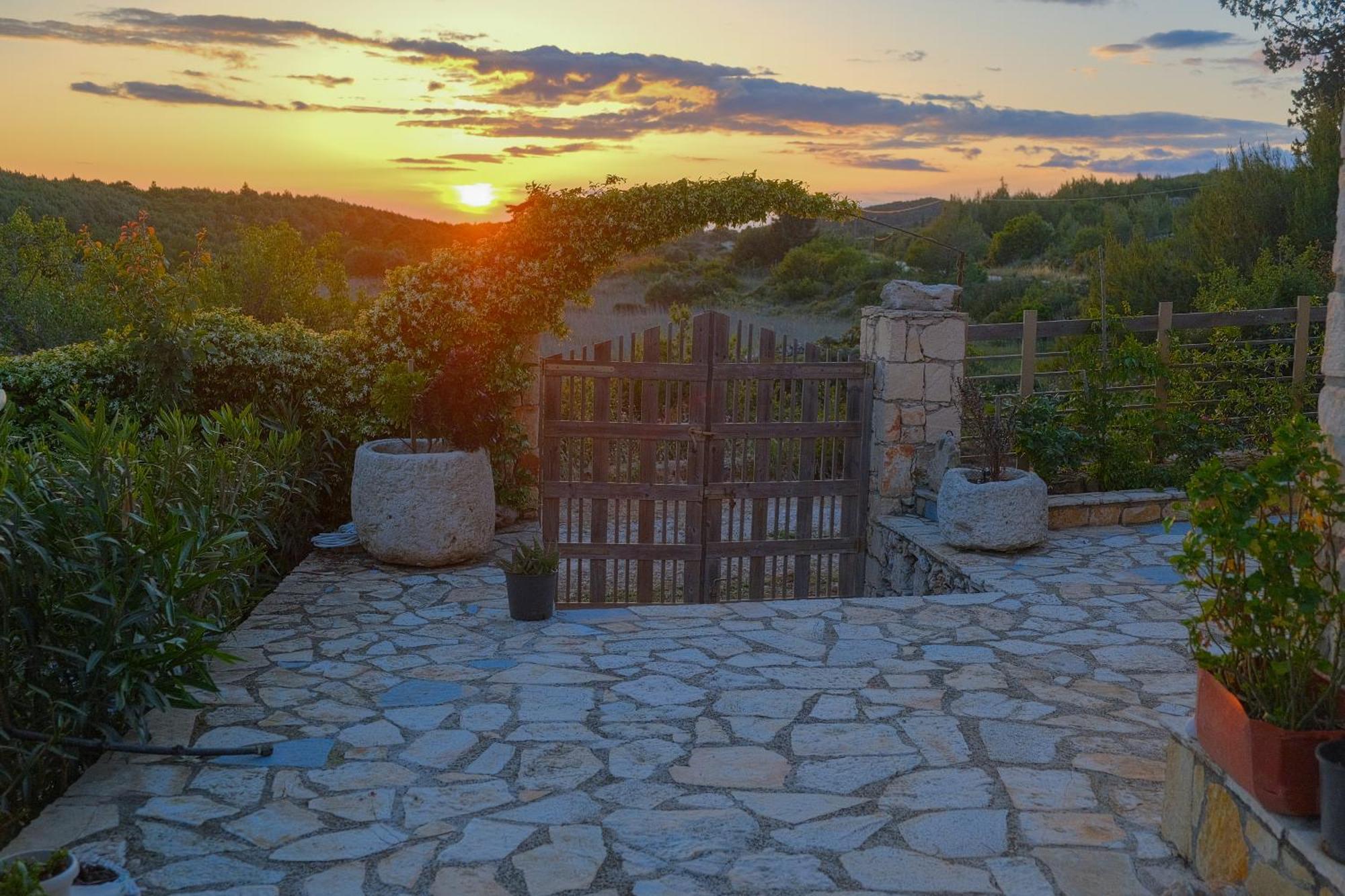 Fterini Apartments Sterna & Alletri Agios Leon 外观 照片